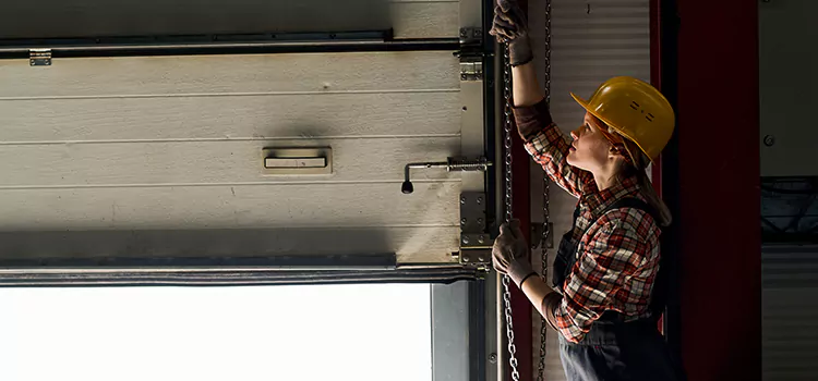 Addressing Common Garage Door Stoppage Issues in Perris, CA